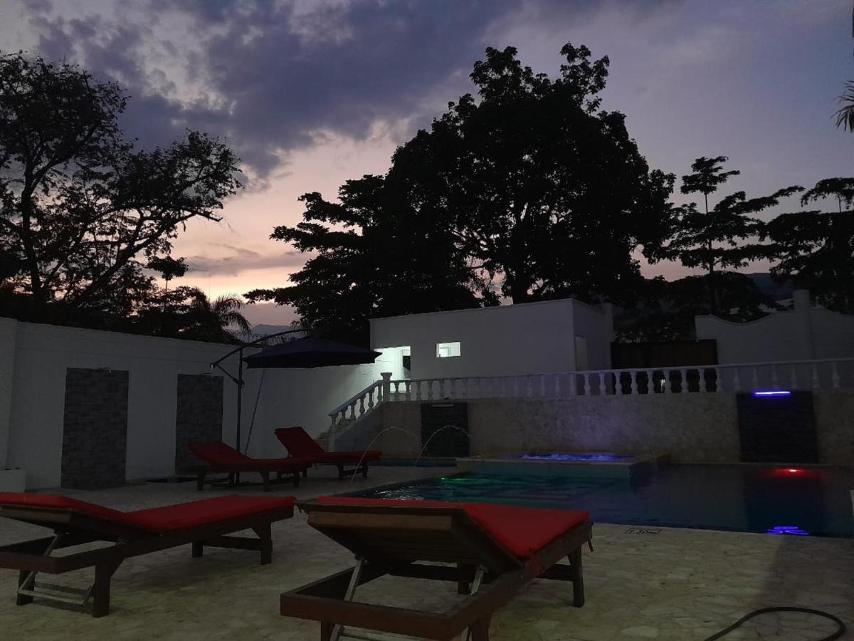 Hotel Santa Fe Del Parque 圣菲德安蒂奥基亚 外观 照片
