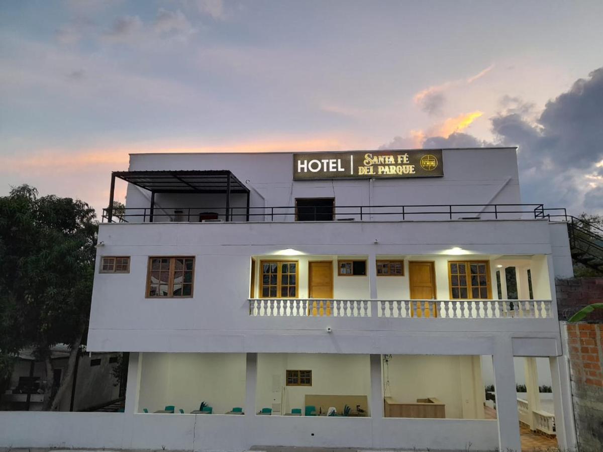 Hotel Santa Fe Del Parque 圣菲德安蒂奥基亚 外观 照片