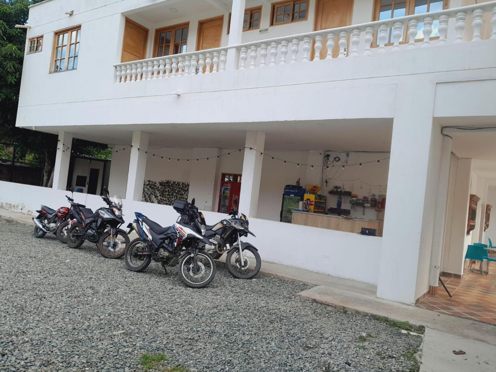 Hotel Santa Fe Del Parque 圣菲德安蒂奥基亚 外观 照片